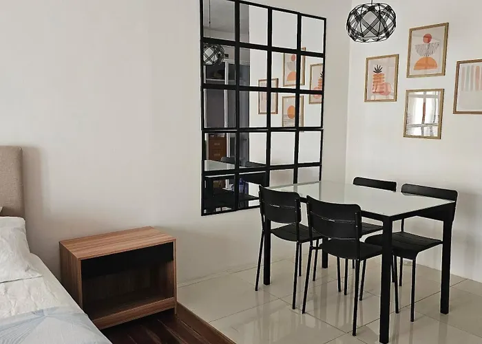 Modern And Spacious In The Heart Of Casa vacanze Cebu